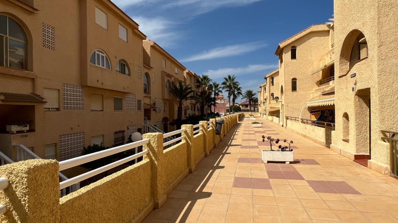 Piscis Family Bungalow La Manga Exteriör bild